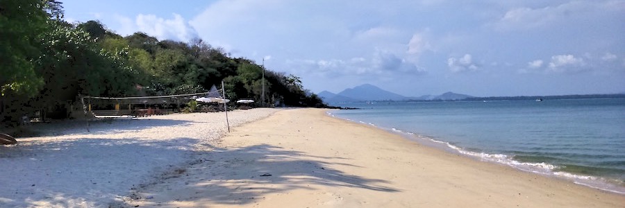 Ao-Wieng-Wang-Beach-Koh-Samet