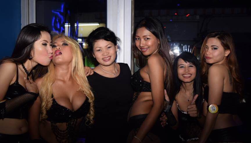 Pattaya Bargirls Soi 7 Coyote Bars